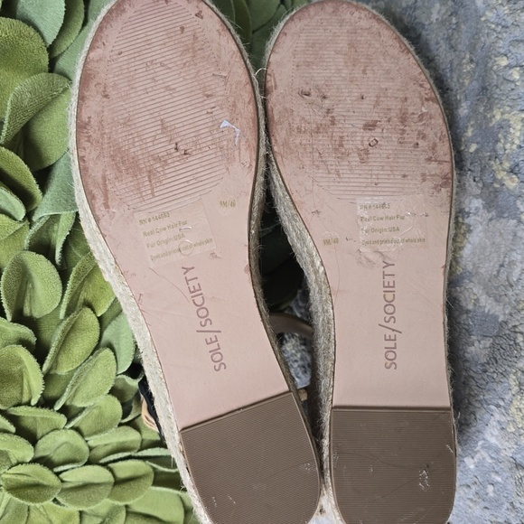 Sole Society Audrina  Calf Hair Leopard Print Wedge Sandals - Picture 12 of 16